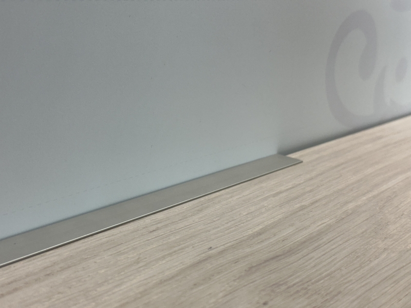 Микроплинтус Fezard ALP-M5,9